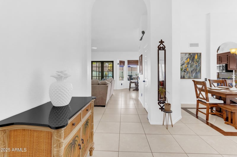 10939 Kalil Dr, Scottsdale, AZ 85259