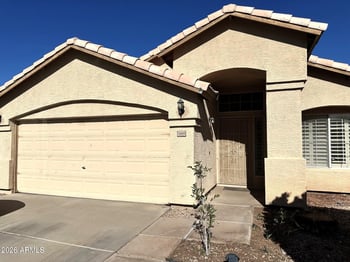 1094 Heather Ave, Gilbert, AZ 85233