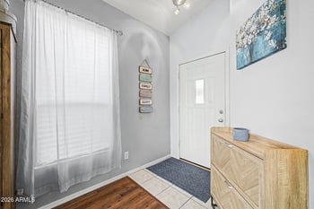 1094 Sierra St, Gilbert, AZ 85296