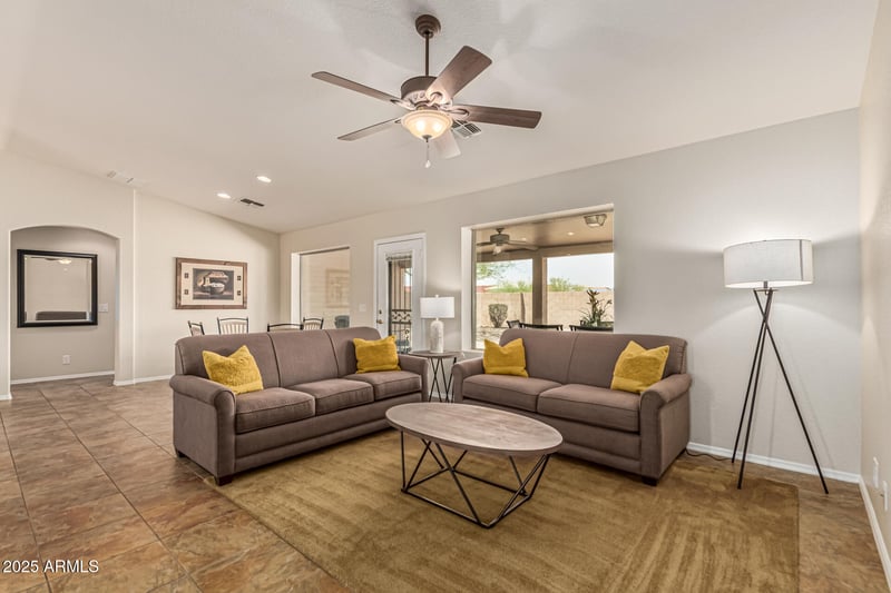 10940 Olla Ave, Mesa, AZ 85212