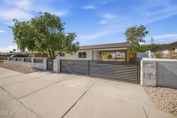 10940 2nd St, Avondale, AZ 85323