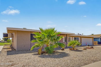 10940 W Tropicana Cir, Sun City, AZ 85351
