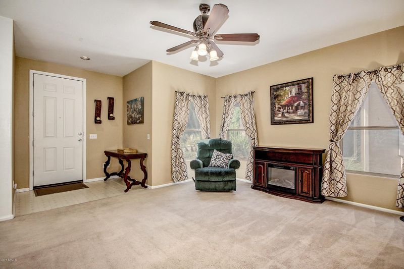 10944 W Elm St, Phoenix, AZ 85037