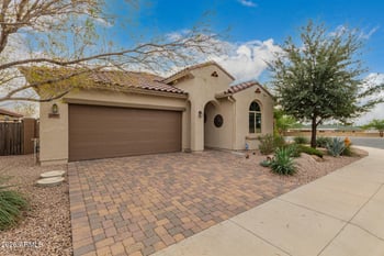 10945 Pleasant Valley Ct, Sun City, AZ 85351