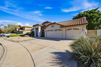 10945 W Bermuda Dr, Avondale, AZ 85392