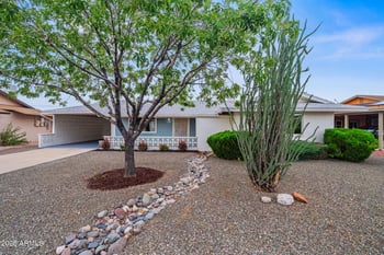 10947 Canterbury Dr, Sun City, AZ 85351