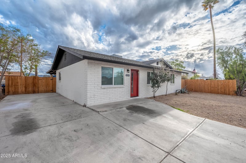 10947 Mohave St, Avondale, AZ 85323