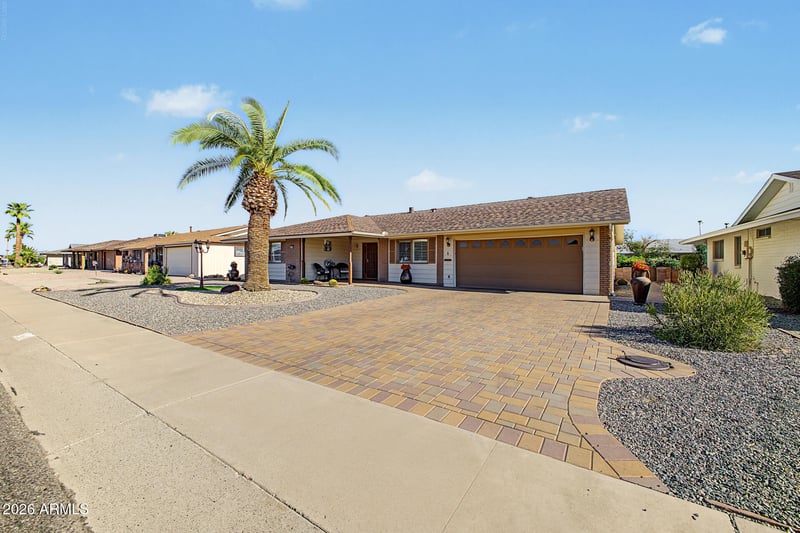 10947 W Meade Dr, Sun City, AZ 85351