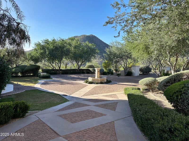 10947 Wingspan Way, Scottsdale, AZ 85255