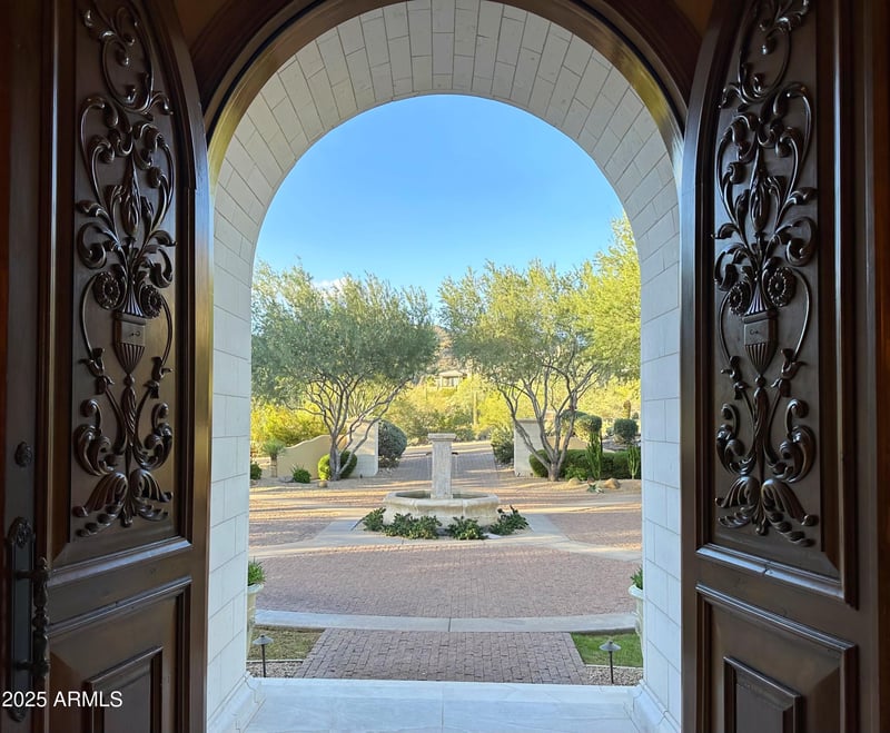 10947 Wingspan Way, Scottsdale, AZ 85255