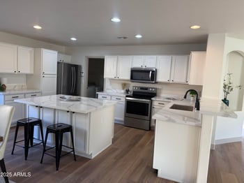 10948 Dragoon Ave, Mesa, AZ 85208