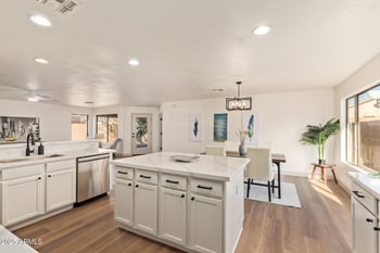 10948 Dragoon Ave, Mesa, AZ 85208