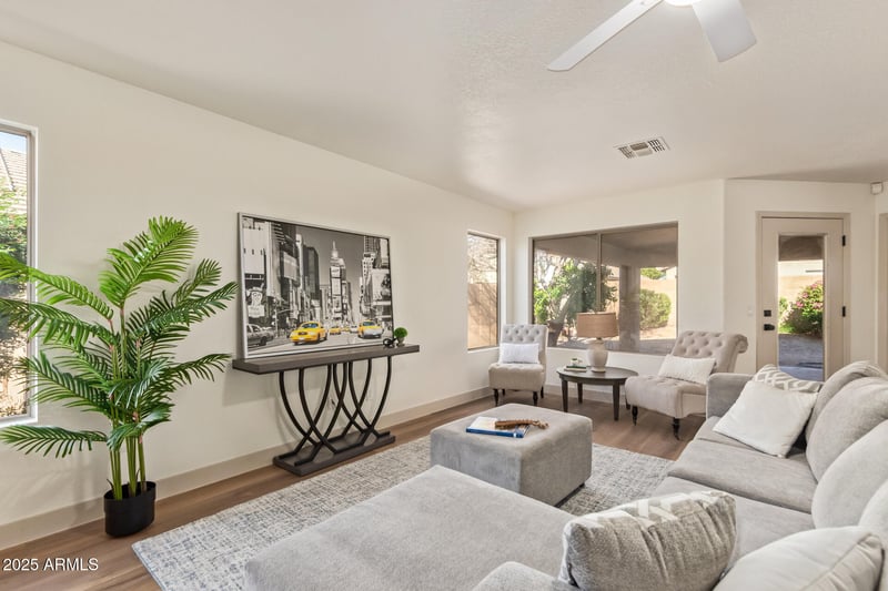 10948 Dragoon Ave, Mesa, AZ 85208