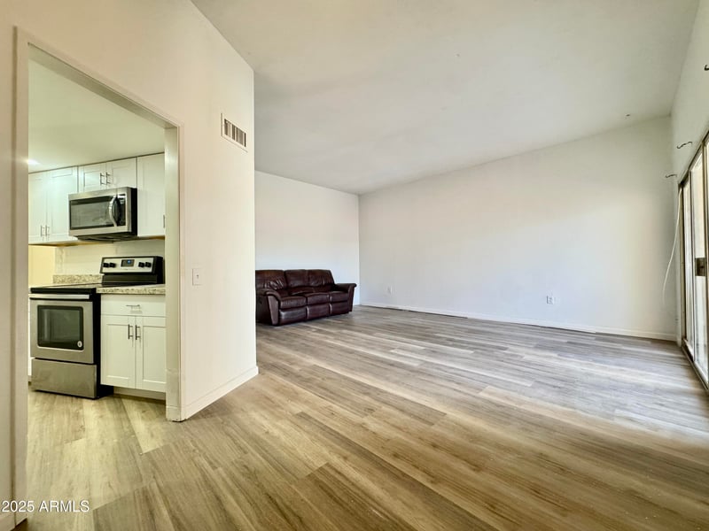 10949 Coggins Dr, Sun City, AZ 85351