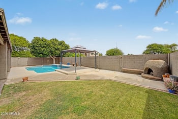 1095 Mulberry Dr, Chandler, AZ 85286