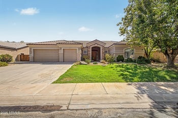 1095 N Jamaica Ct, Gilbert, AZ 85234