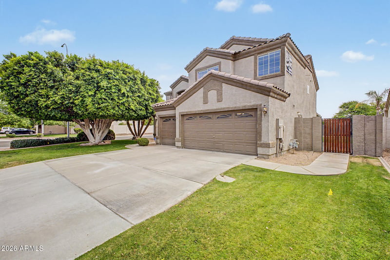 1095 Mulberry Dr, Chandler, AZ 85286