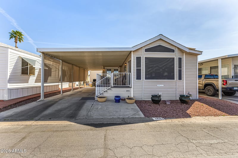 10950 Union Hills Dr #2415, Sun City, AZ 85373