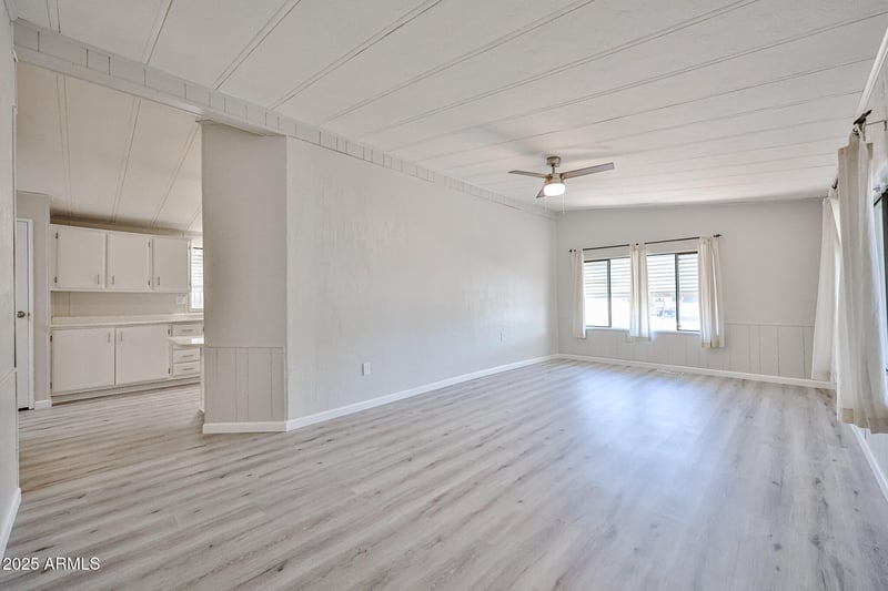 10951 91 Ave #23, Peoria, AZ 85345