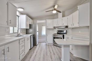 10951 91 Ave #23, Peoria, AZ 85345
