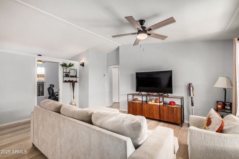 10951 91st Ave #120, Peoria, AZ 85345