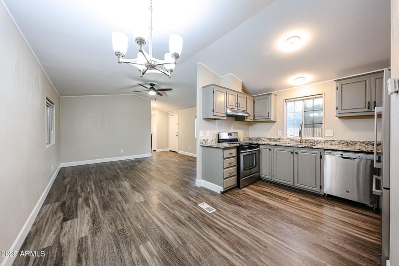 10951 91st Ave #175, Peoria, AZ 85345