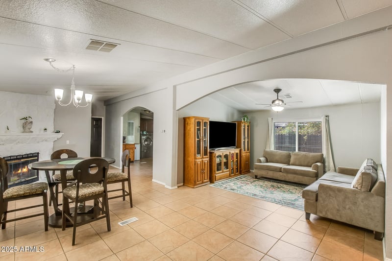 10951 91st Ave #184, Peoria, AZ 85345
