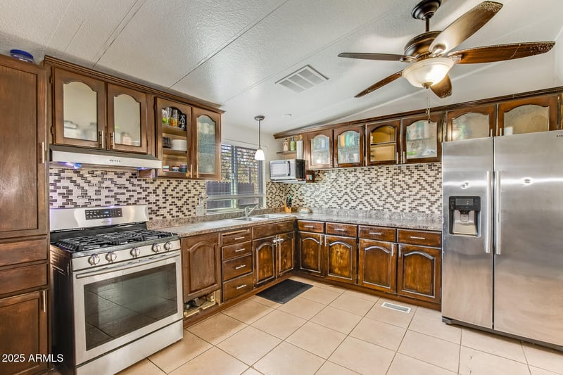 10951 91st Ave #184, Peoria, AZ 85345