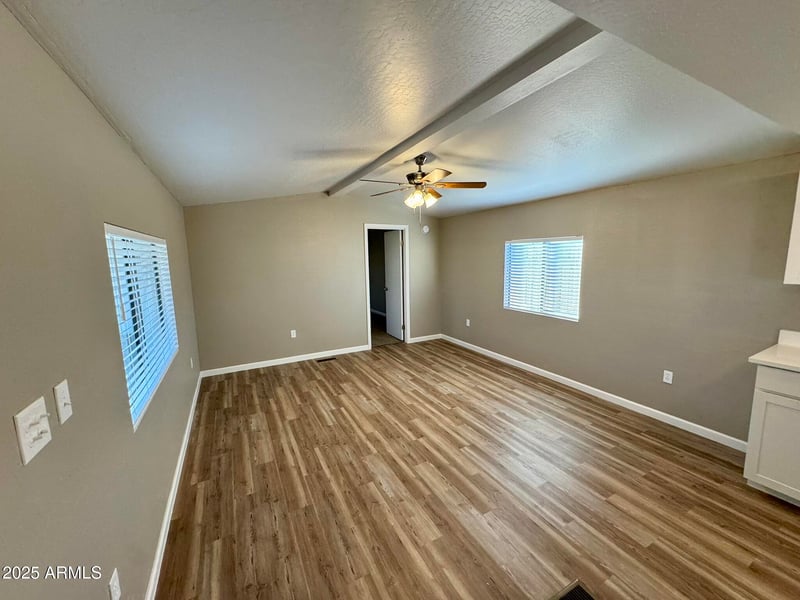 10951 91st Ave #216, Peoria, AZ 85345