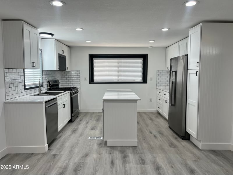 10951 91st Ave #218, Peoria, AZ 85345