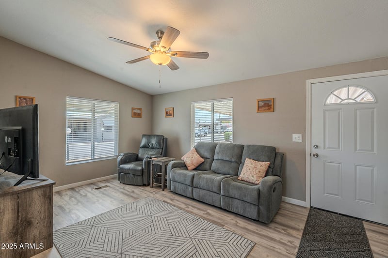 10951 91st Ave #32, Peoria, AZ 85345