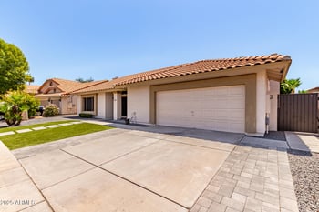 10951 Ivory Ln, Avondale, AZ 85392