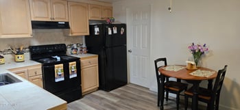 10951 91st Ave #177, Peoria, AZ 85345