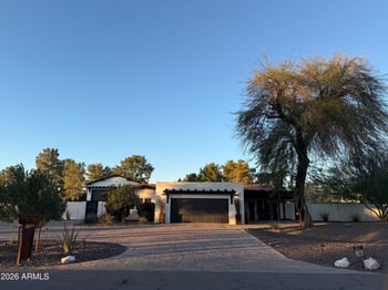 10952 Villa Park St, Chandler, AZ 85248