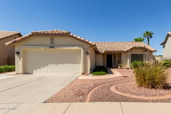 10952 Tonopah Dr, Peoria, AZ 85373