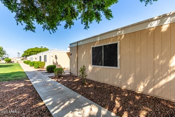 10955 Coggins Dr, Sun City, AZ 85351