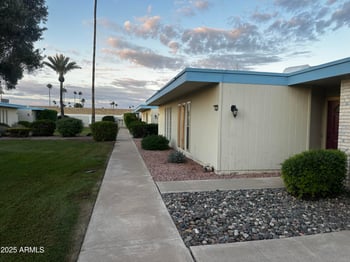 10958 Coggins Dr, Sun City, AZ 85351
