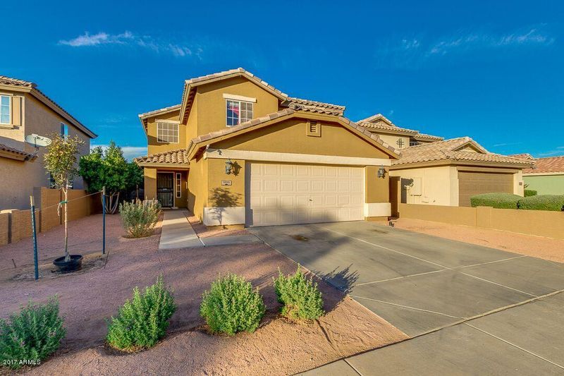 1096 E Rolls Rd, San Tan Valley, AZ 85143