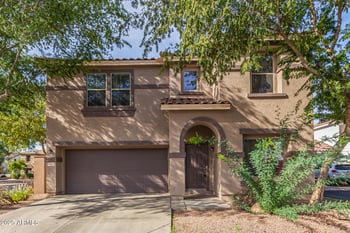1096 Parkview Ct, Gilbert, AZ 85295