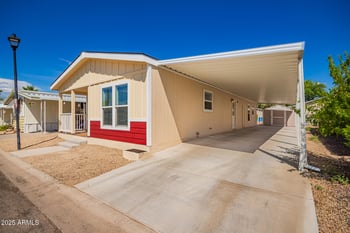 10960 67th Ave #105, Glendale, AZ 85304