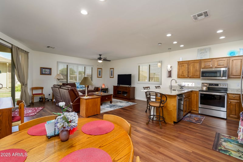 10960 Monte Ave #101, Mesa, AZ 85209