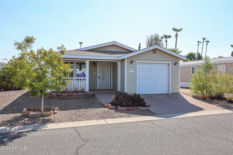 10960 N 67 Ave #117, Glendale, AZ 85304