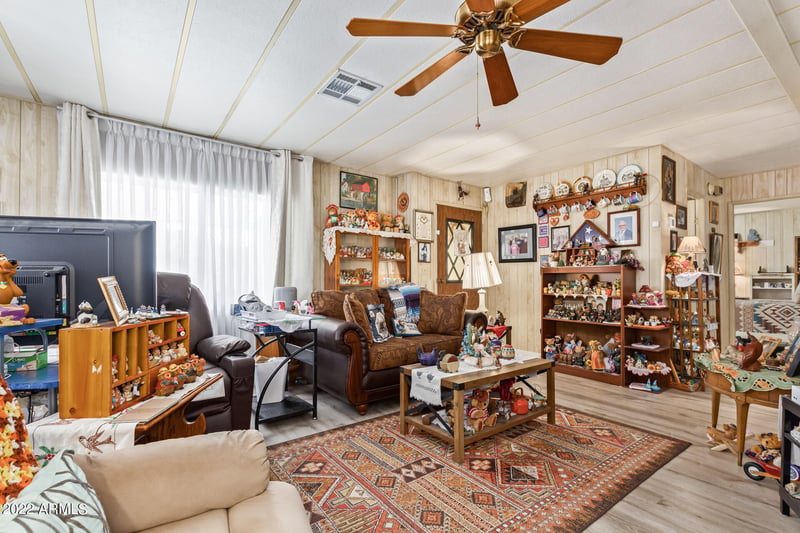 10960 N 67th Ave #30, Glendale, AZ 85304