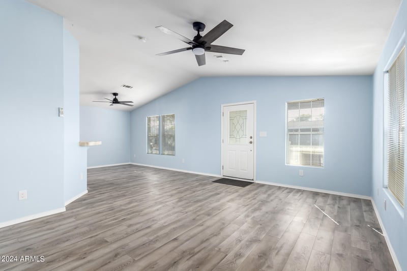 10960 N 67th Ave #99, Glendale, AZ 85304