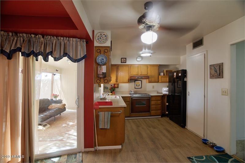 10961 W Santa Fe Dr, Sun City, AZ 85351