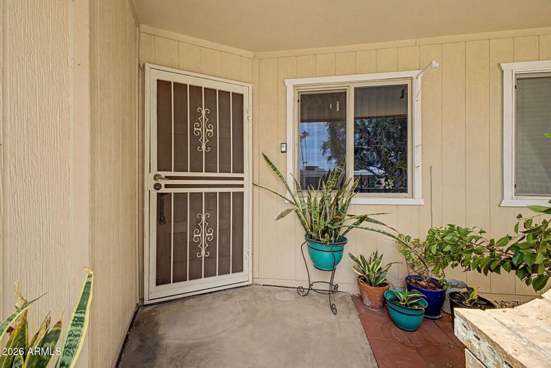 10963 W Coggins Dr, Sun City, AZ 85351