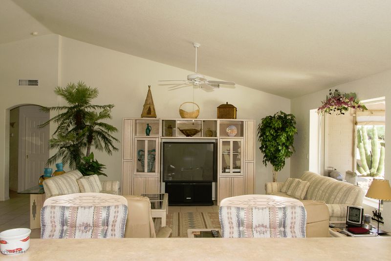 10965 E Kilarea Ave, Mesa, AZ 85209