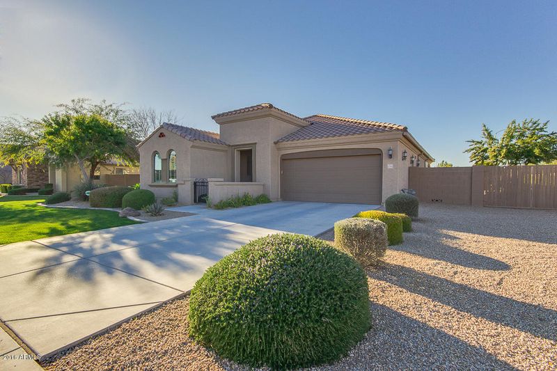 10966 E Quade Ave, Mesa, AZ 85212