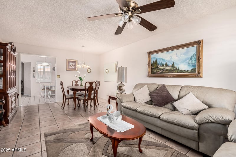 10967 Santa Fe Dr, Sun City, AZ 85351