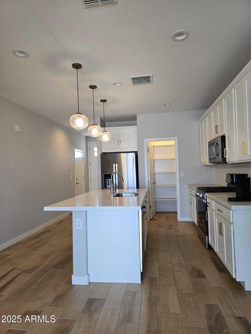 10968 Baden St, Avondale, AZ 85323